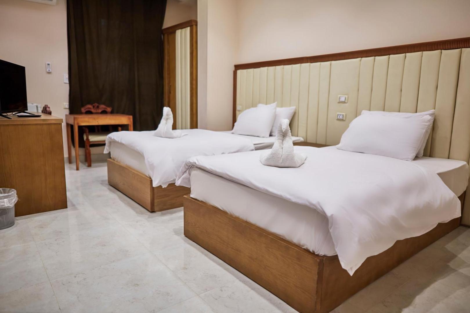Grand Pyramid View Hotel Kafret el-Gabal المظهر الخارجي الصورة