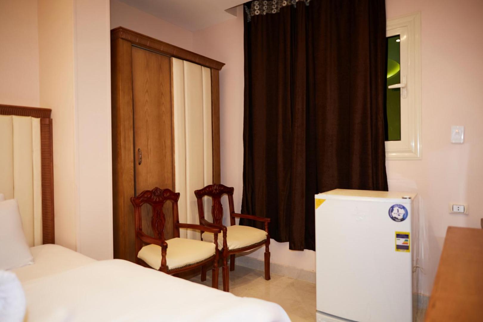 Grand Pyramid View Hotel Kafret el-Gabal المظهر الخارجي الصورة