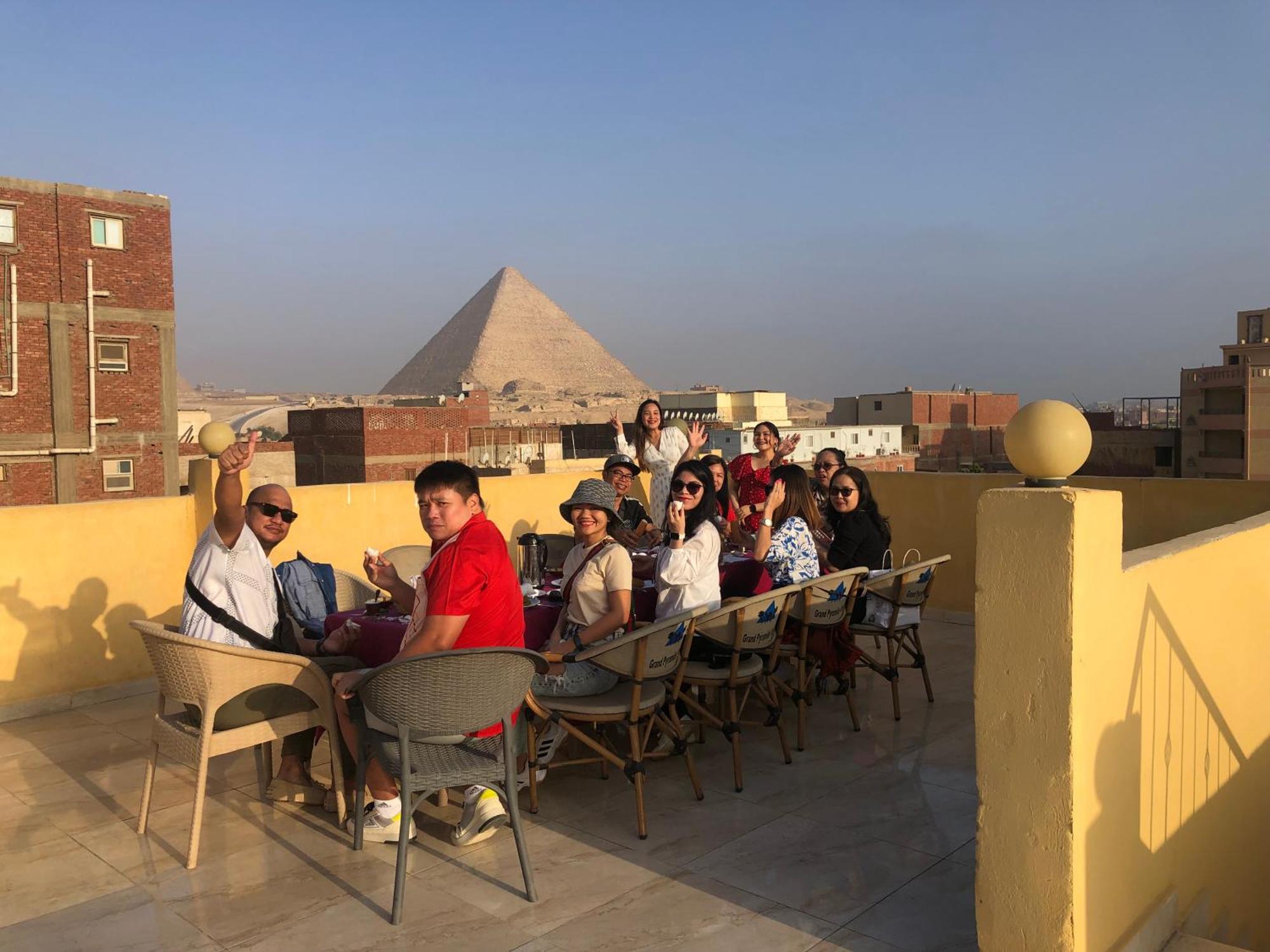 Grand Pyramid View Hotel Kafret el-Gabal المظهر الخارجي الصورة