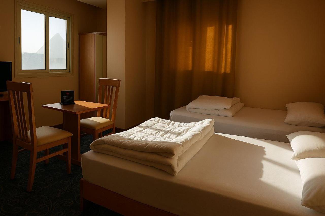 Grand Pyramid View Hotel Kafret el-Gabal المظهر الخارجي الصورة